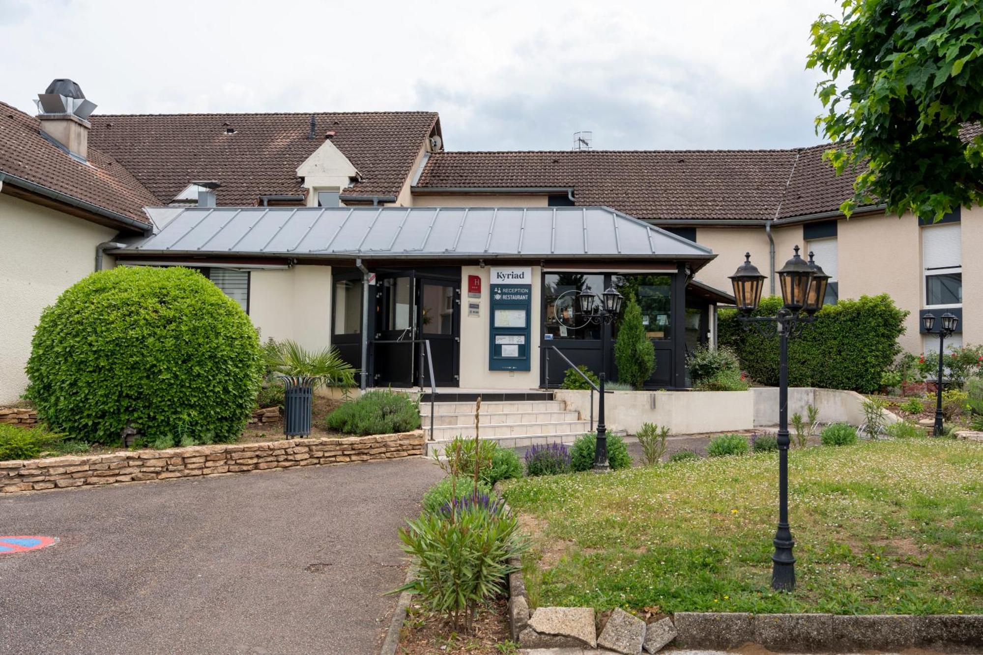 Kyriad Nuits Saint Georges Dijon Sud Екстериор снимка