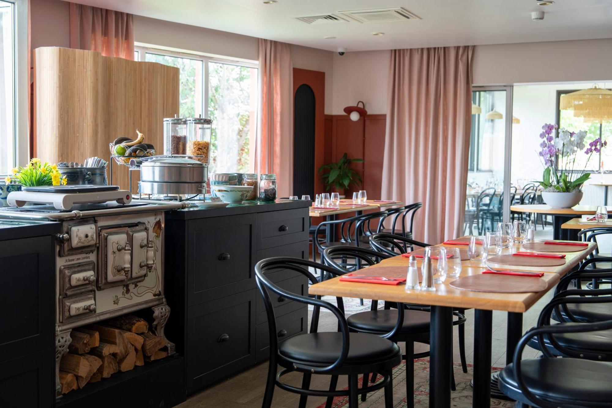 Kyriad Nuits Saint Georges Dijon Sud Екстериор снимка