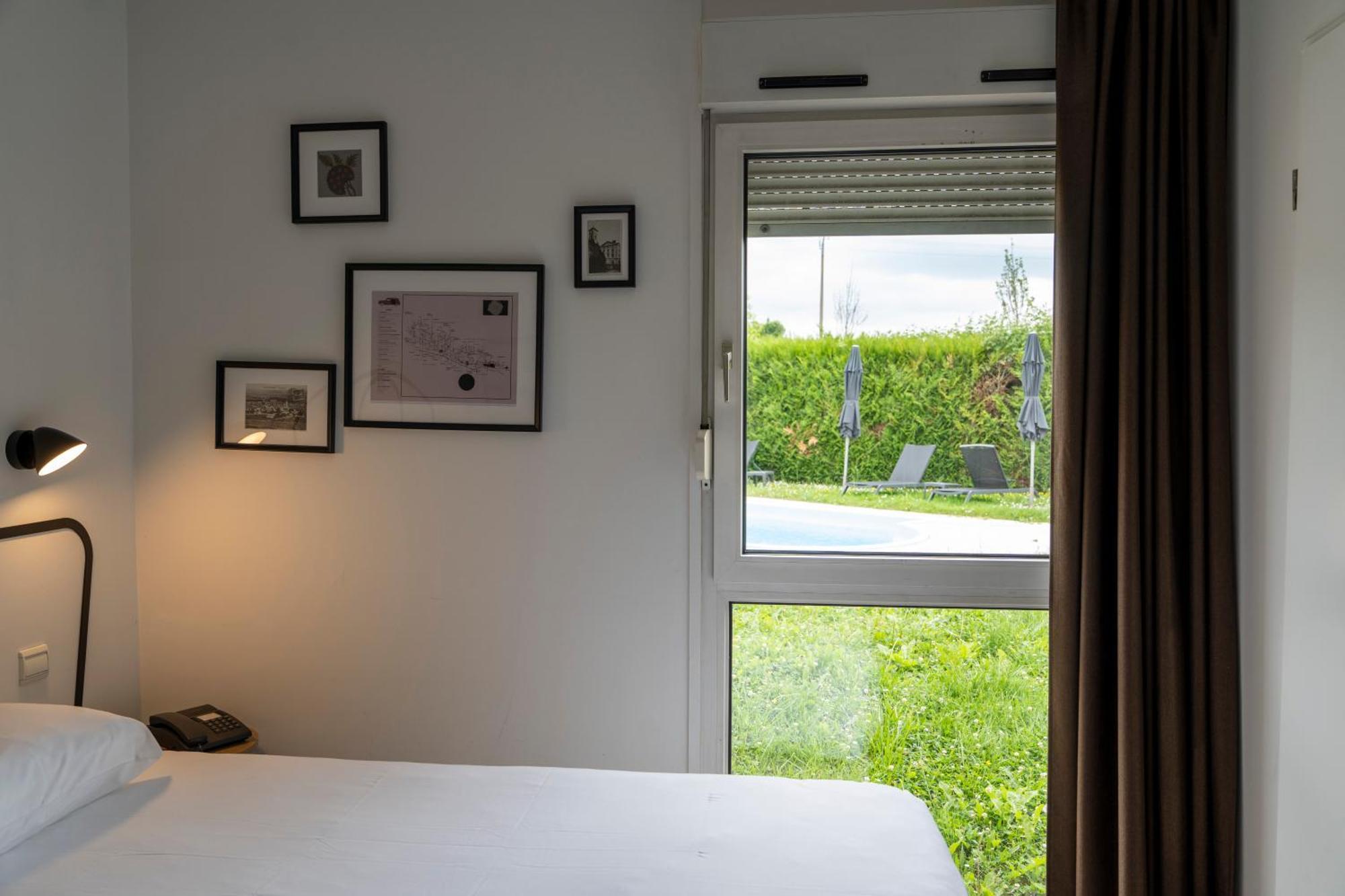 Kyriad Nuits Saint Georges Dijon Sud Екстериор снимка